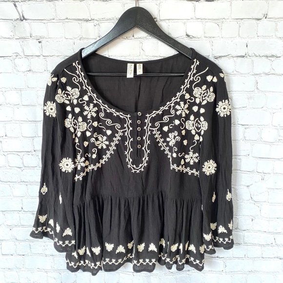 Meadow Rue Tops - Meadow Rue Anthropologie Black Embroidered Blouse